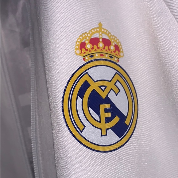 COPY - REAL MADRID SOCCER JERSEY ADIDAS - Picture 3 of 4